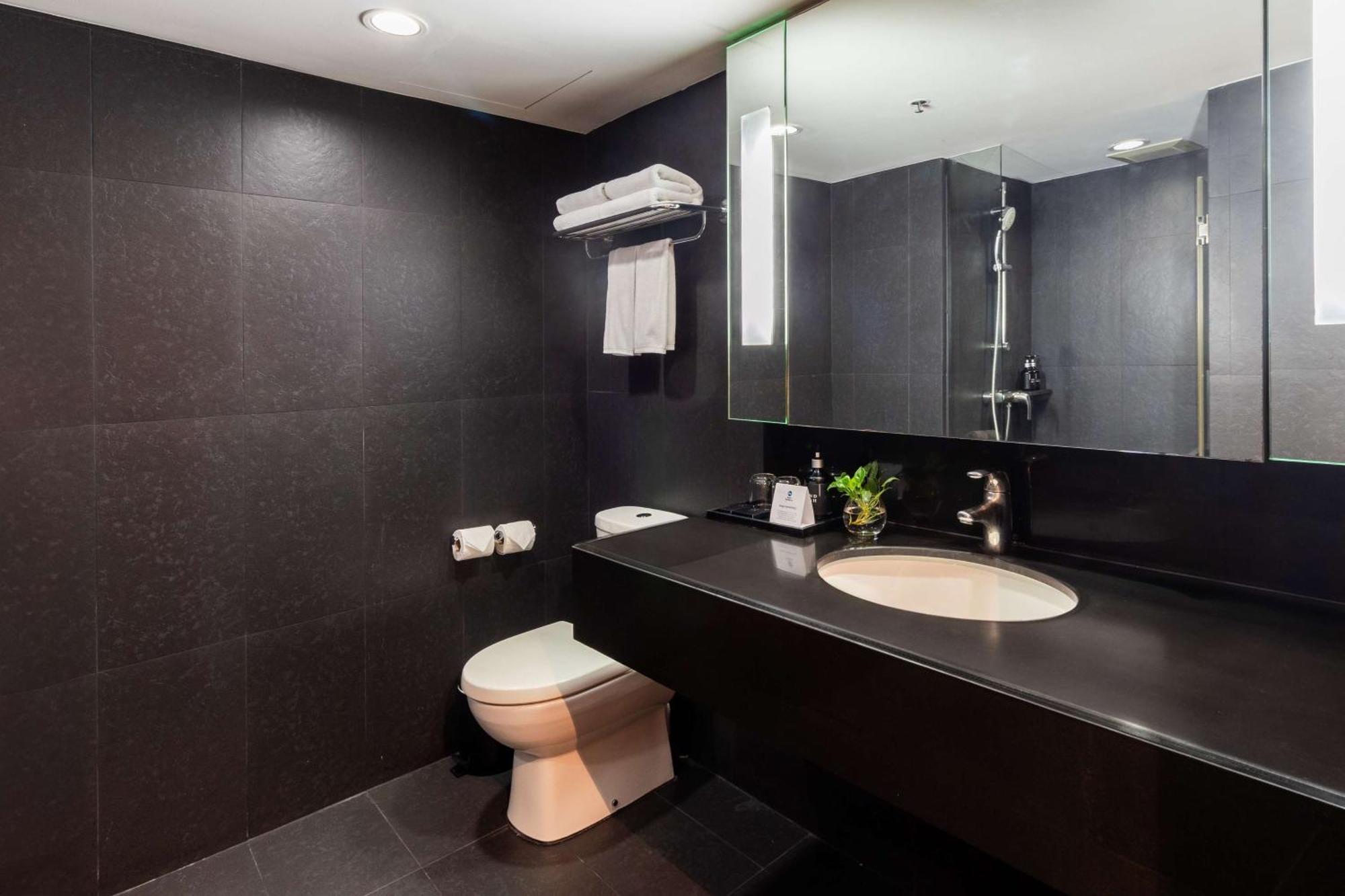 Best Western Sukhumvit 20 Bangkok Dış mekan fotoğraf